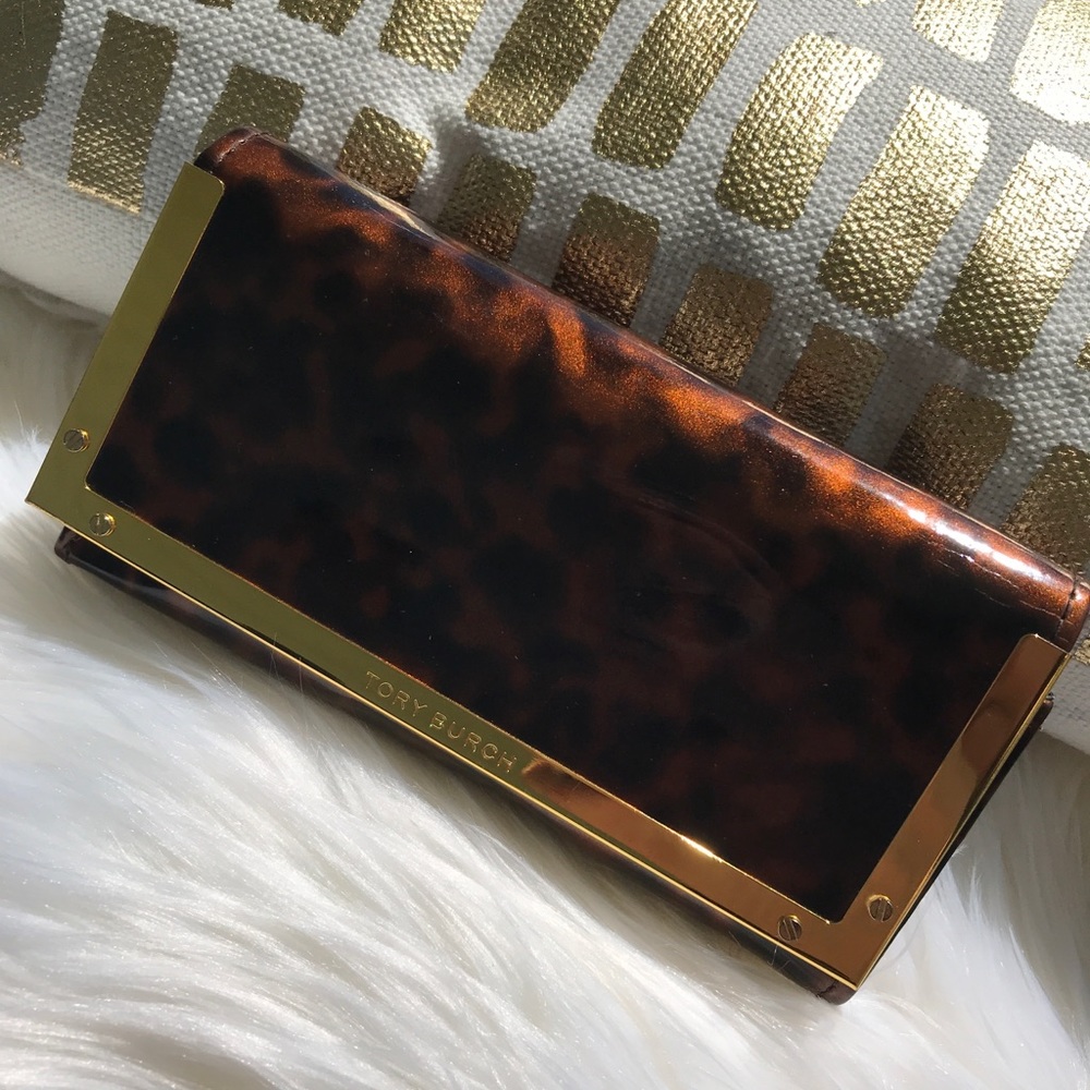 Tory Burch Glass Case